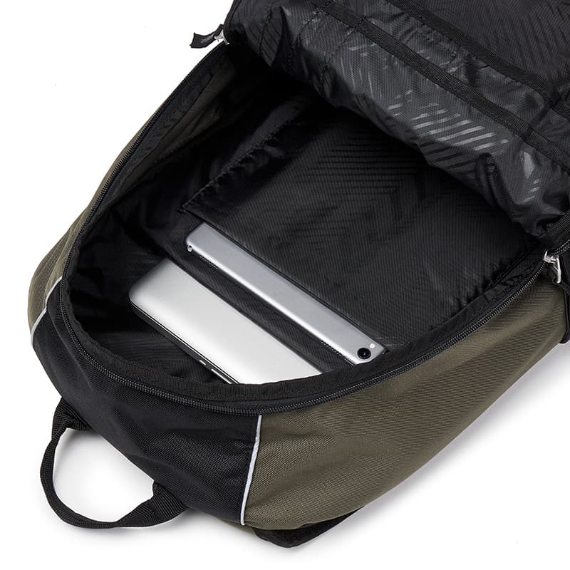 Mochila Oakley Enduro 20L 3.0 02E Blackout - vista miniatura 4