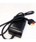 Cargador PowaKaddy con Pin Anderson de 3 Clavijas